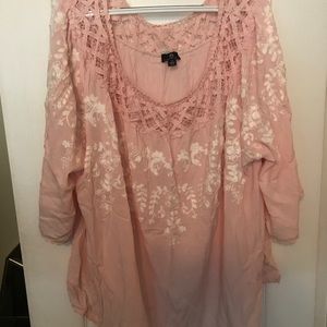 Women's Curations Pink Shoulder Top - 2X